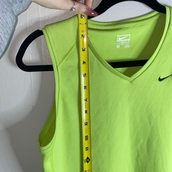 🐚Nike lime green performance sleeveless top! - Picture 3 of 7